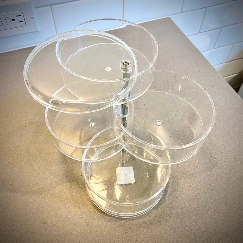 N/A clear acrylic